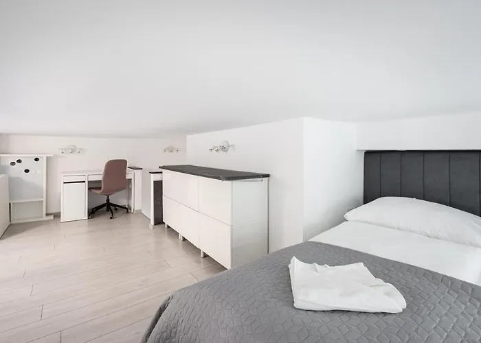 Joyous Era * 布达佩斯